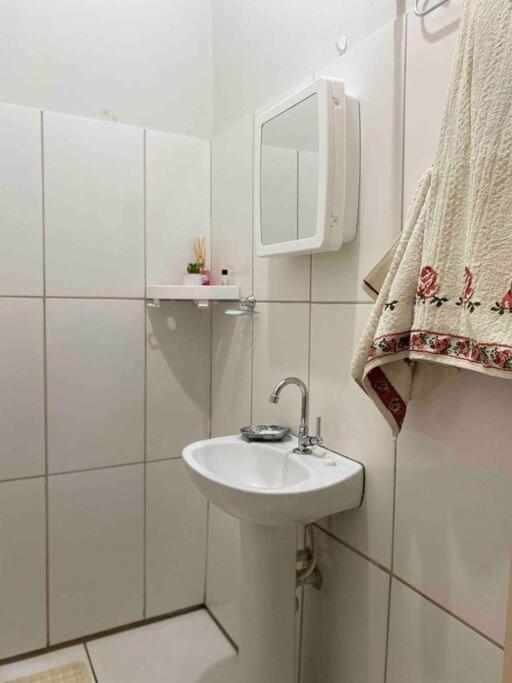 Kitnet Moderna, Confortavel , Climatizada E Linda 7A Montes Claros Exterior foto
